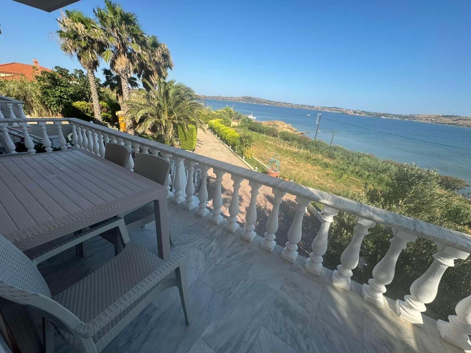 Villa Lagosta Varos Exterior photo